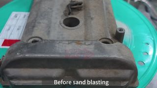 Vapor blasting machine